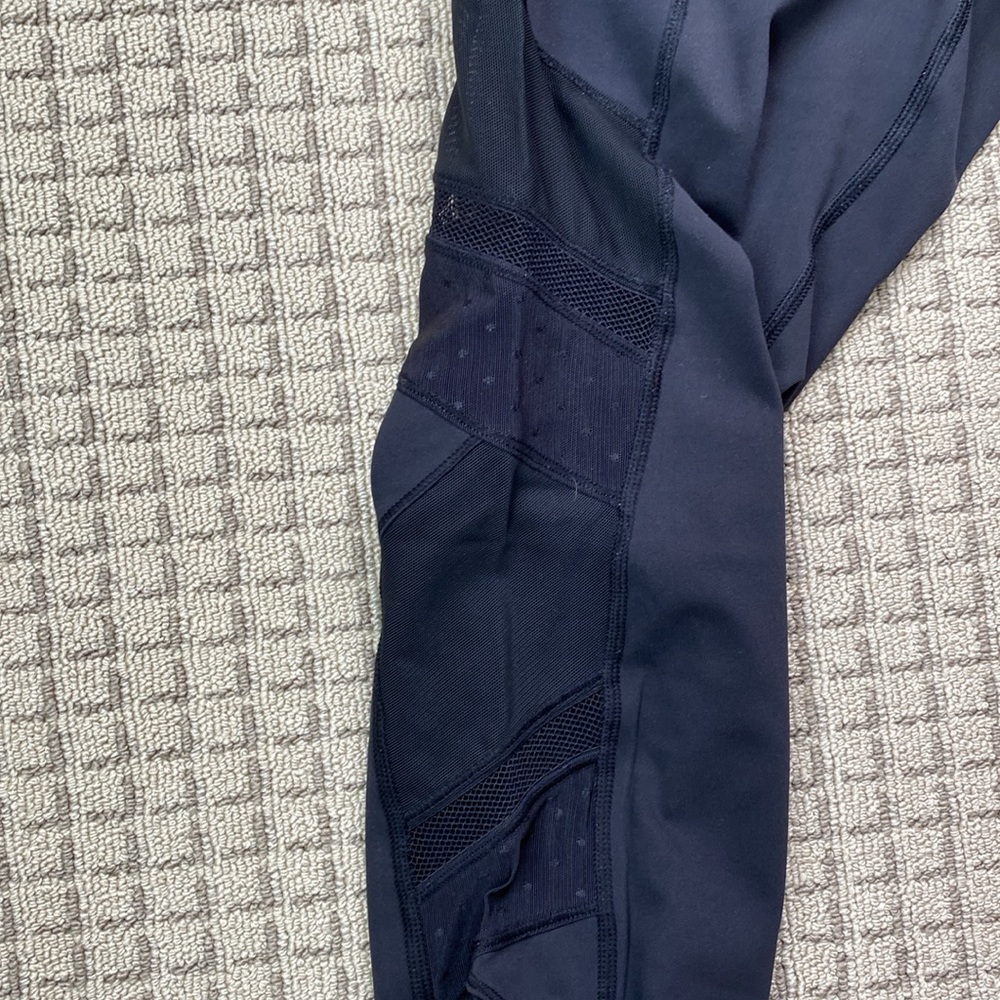 lululemon athletica Black High-Rise Leggings - Picture 5 of 6